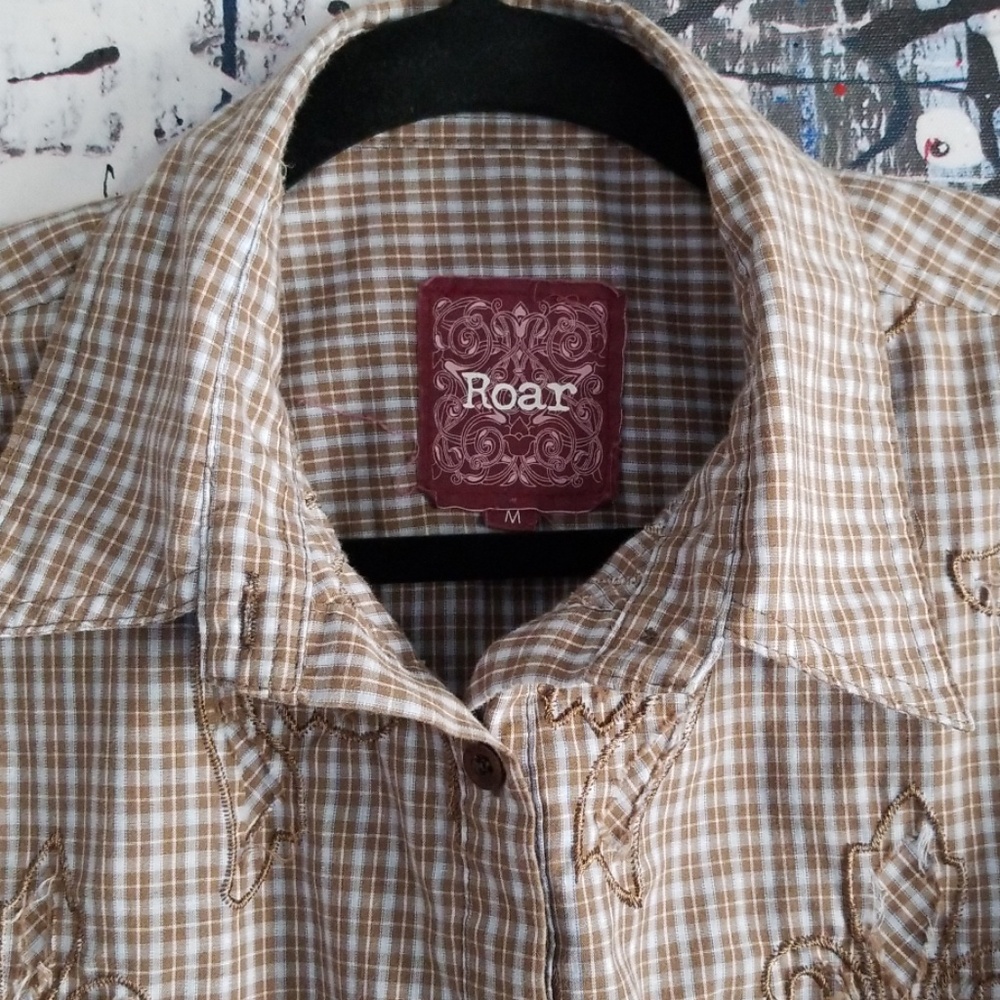 Roar Button Down - image 3